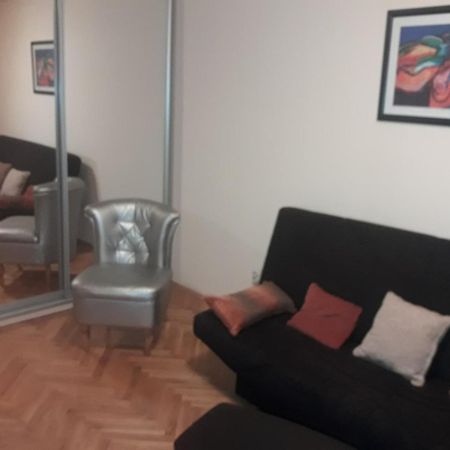 Apartment Loti Belgrad Zewnętrze zdjęcie